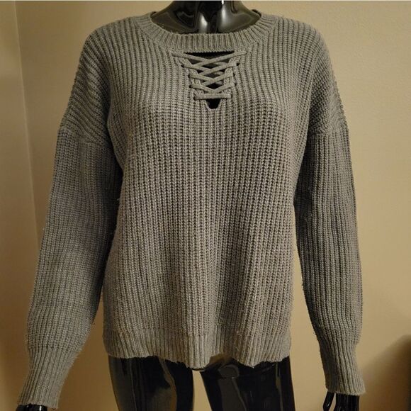 Pink Rose Sweaters - Pink Rose Sweater Size Medium